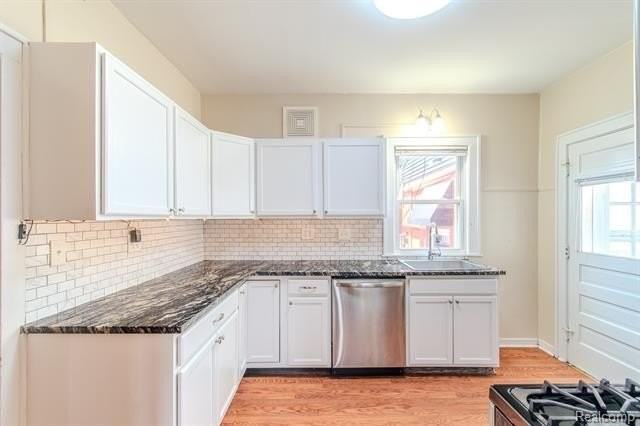 187 Vester St - Photo 7 of 25