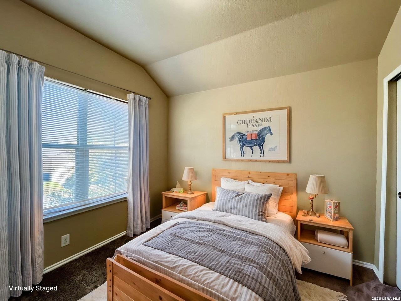 5442 Sunlit Brk - Photo 6 of 36
