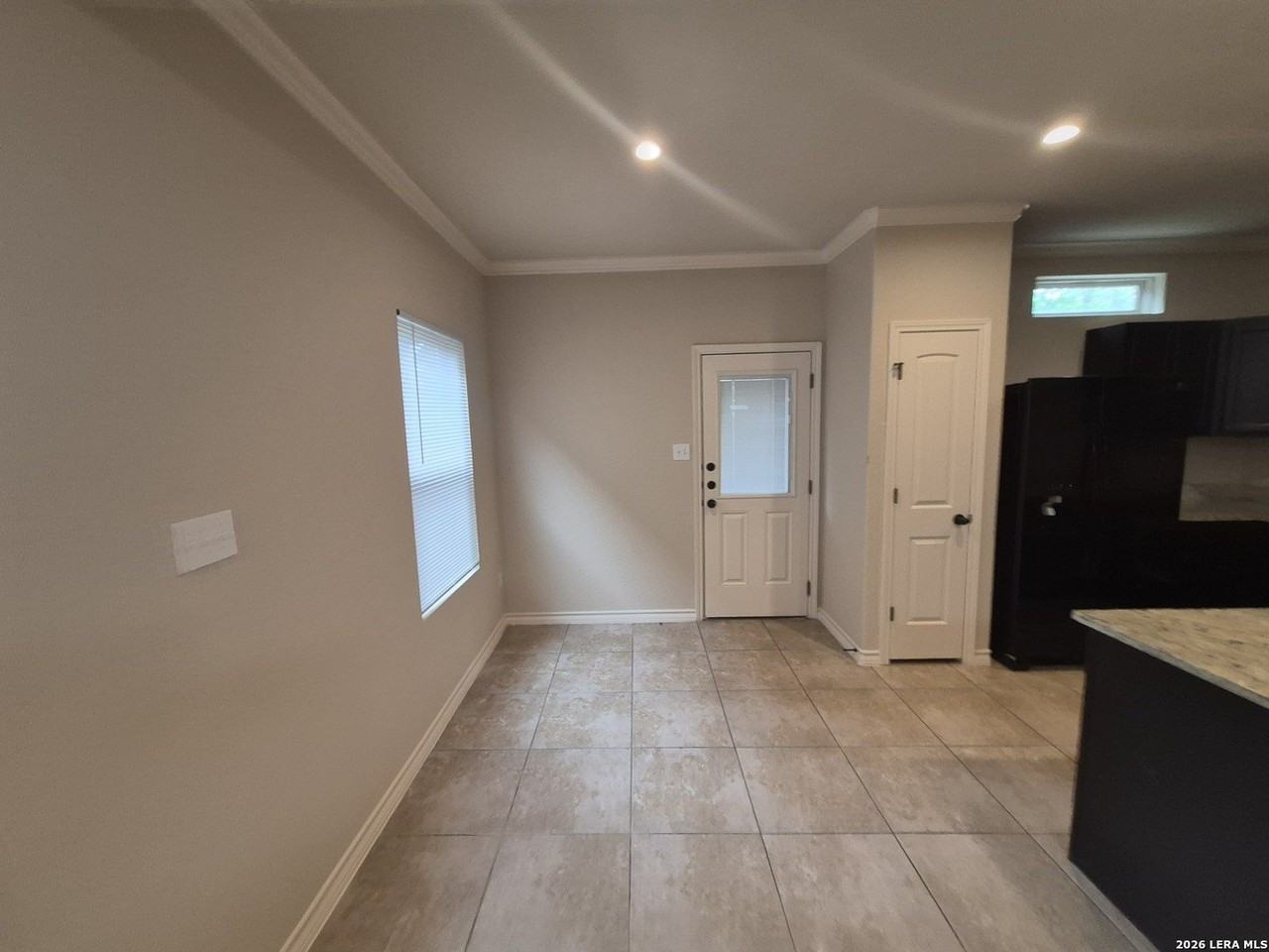 6842 Lakeview Dr #101 - Photo 7 of 21