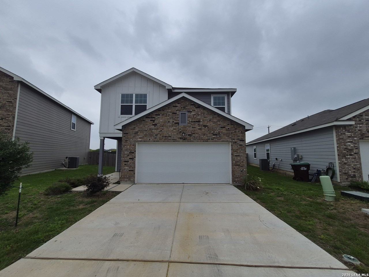 5924 Pearl Mdw