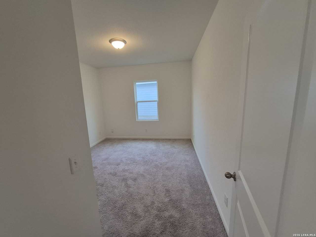 5924 Pearl Mdw - Photo 5 of 32