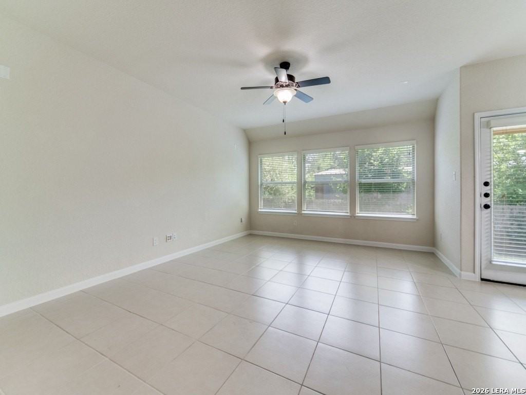 337 Derby Dr - Photo 2 of 12