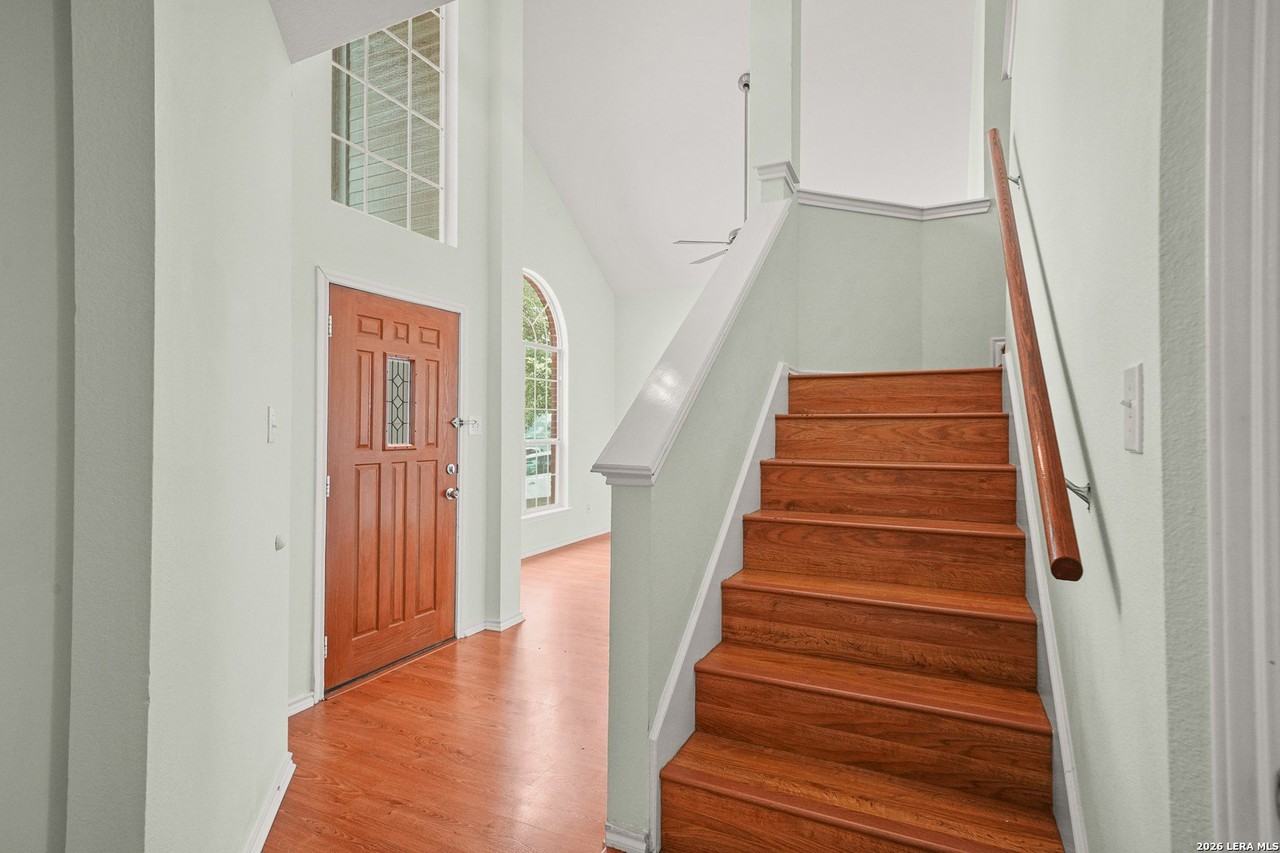 12215 Stable Fork Dr - Photo 4 of 31