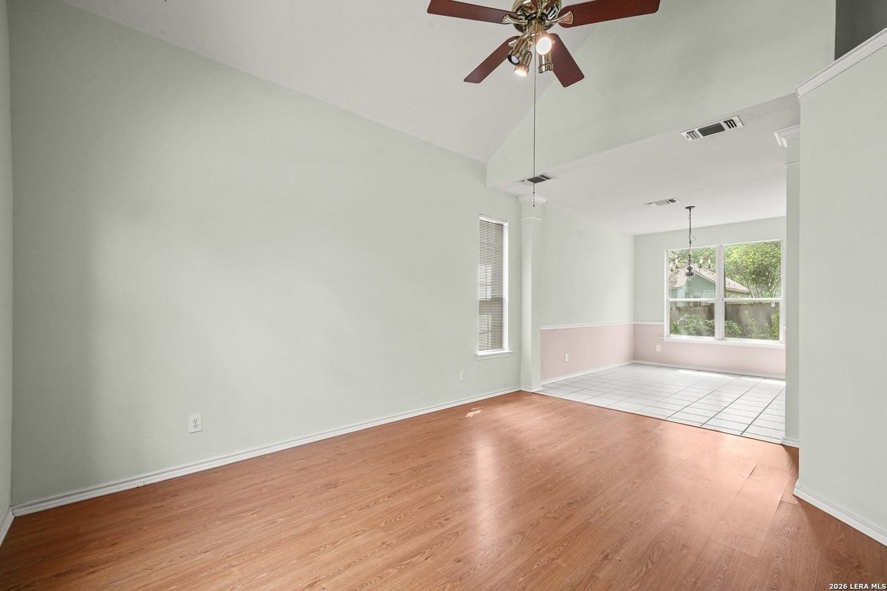 12215 Stable Fork Dr - Photo 6 of 31