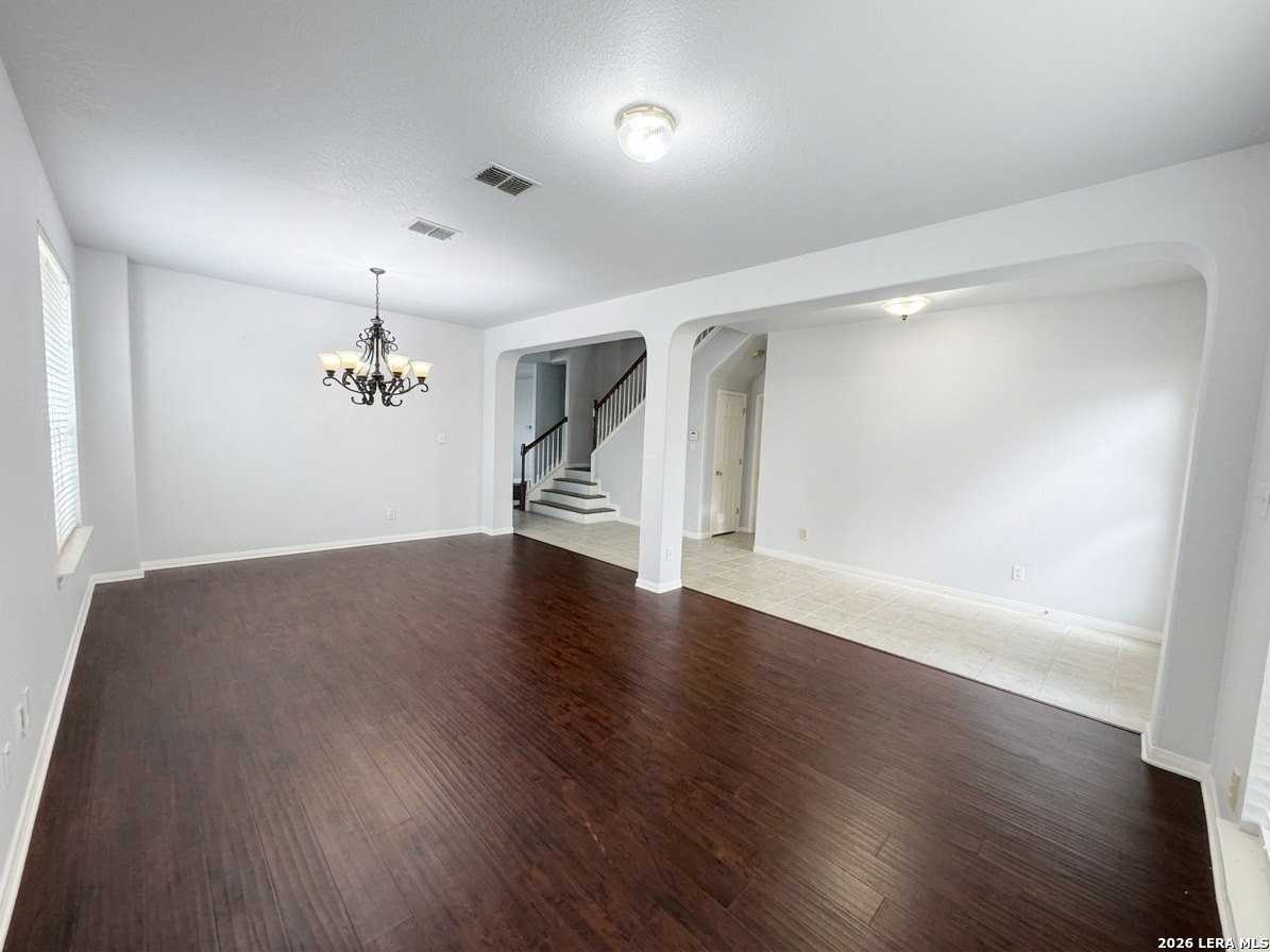 1203 Ganton Ln - Photo 2 of 28