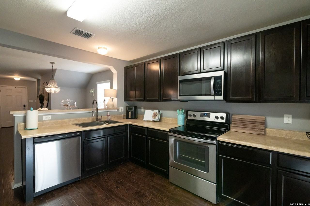 3731 Gallery Wls - Photo 4 of 16