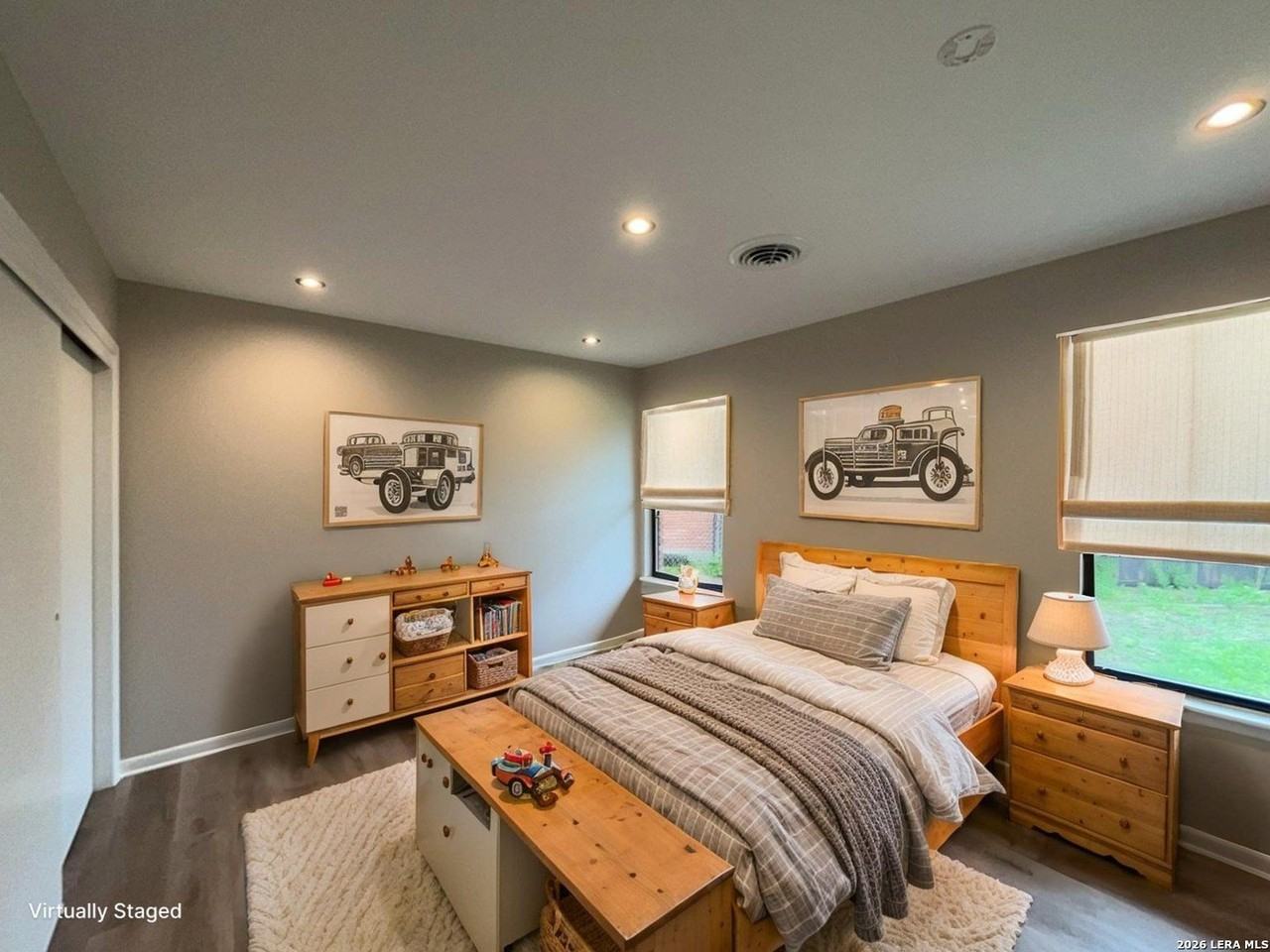 133 Shearer Hl - Photo 6 of 50