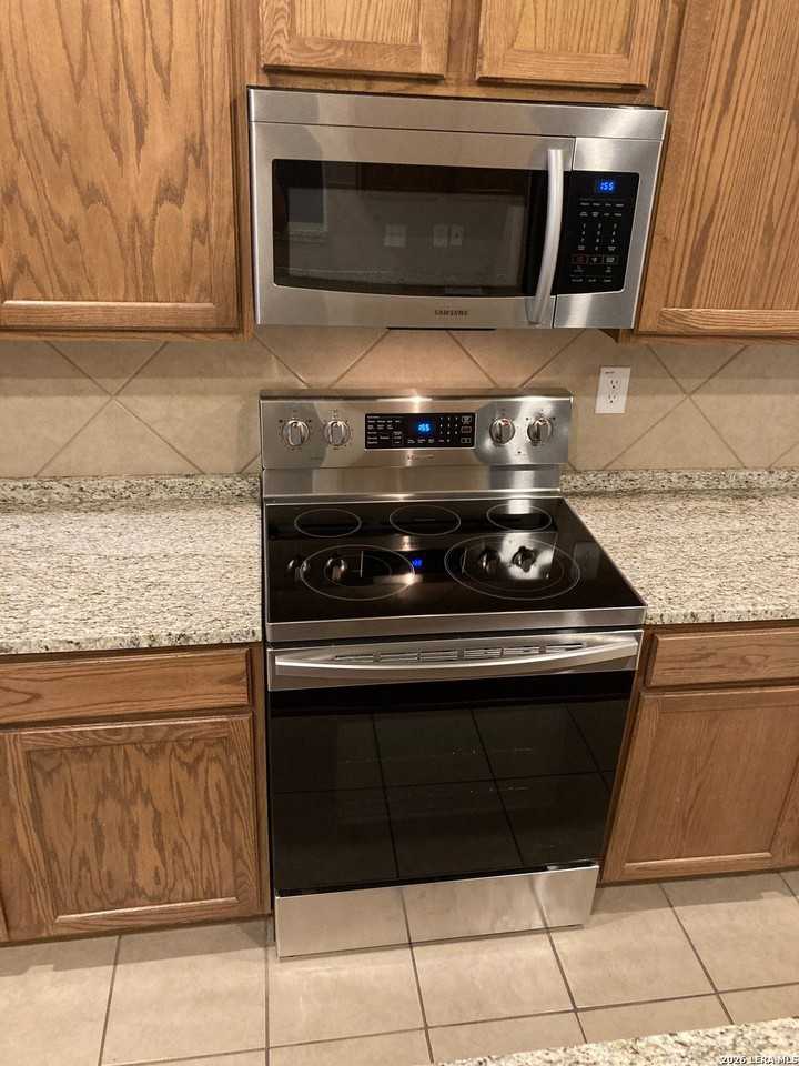 226 Maidstone Cv - Photo 6 of 16