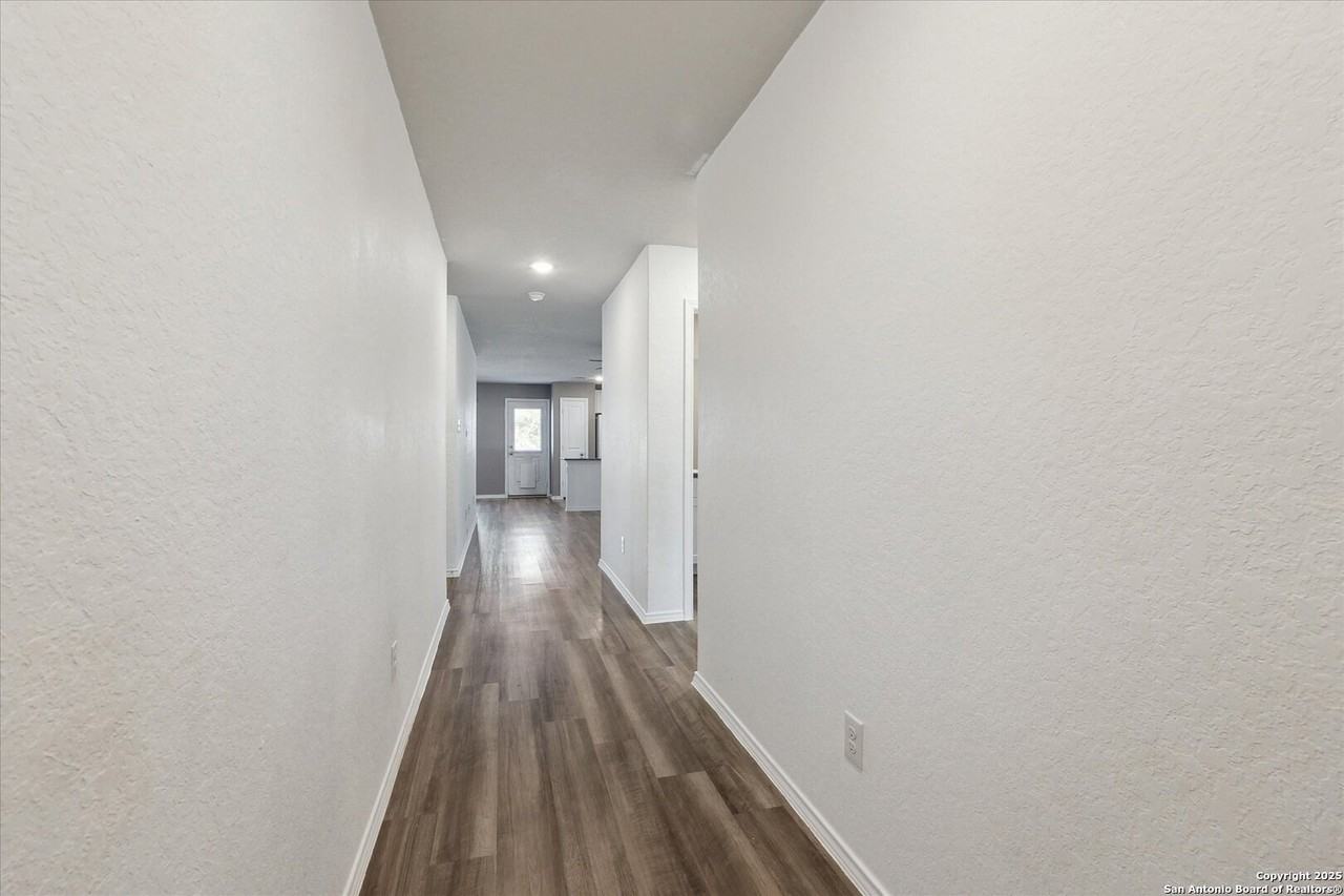 13735 Locklear Way - Photo 7 of 34
