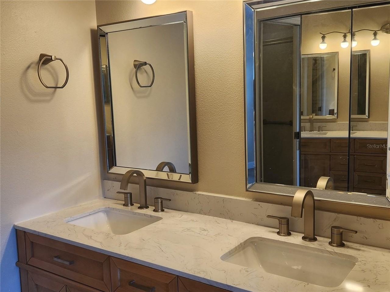 6327 Green Oak Cir #NA - Photo 5 of 14