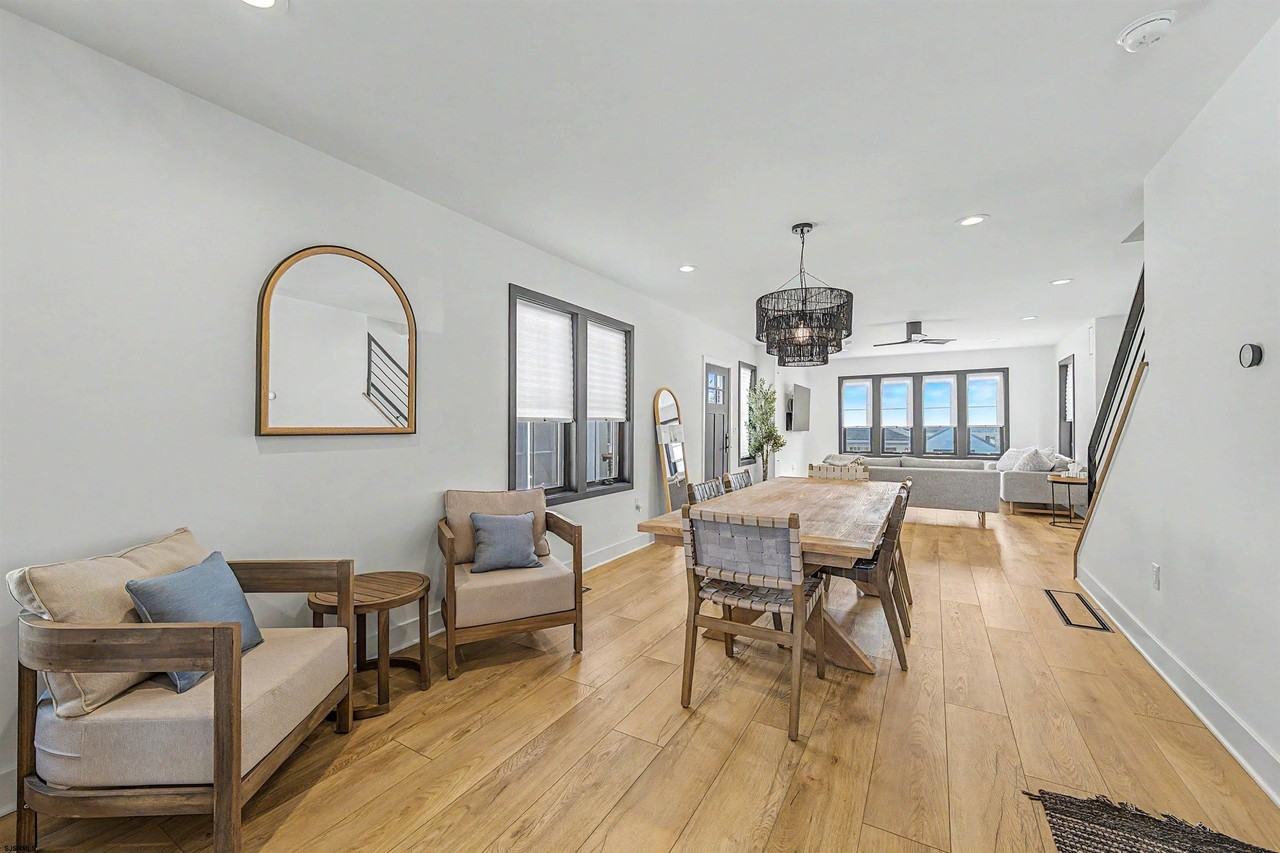 431 N Oxford Ave - Photo 6 of 24