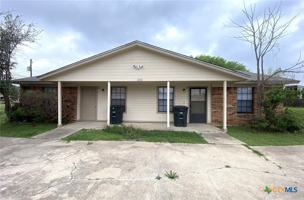 featured image of 4800 Rainbow Cir #B