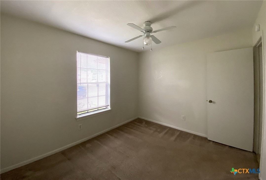 4800 Rainbow Cir #B - Photo 7 of 8