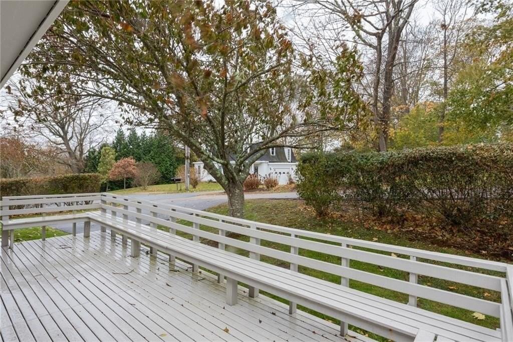 7 Cowsill Ln #1 - Photo 2 of 25