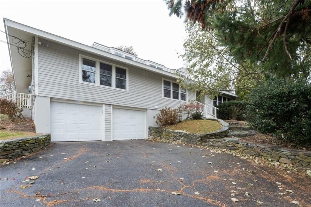 7 Cowsill Ln #1 - Photo 3 of 25