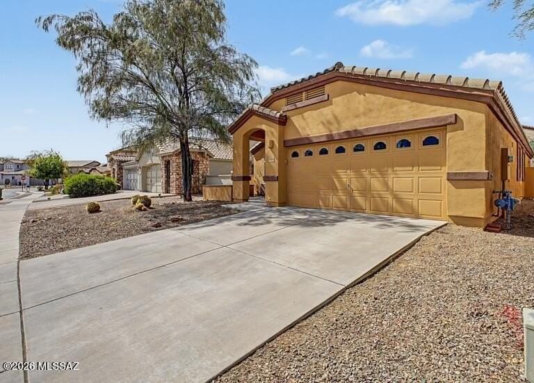 1264 W Molinetto Dr - Photo 2 of 33