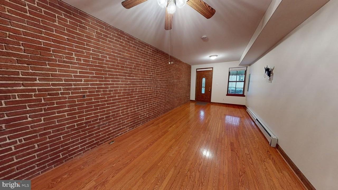 1008 23rd St Nw - Photo 3 of 18