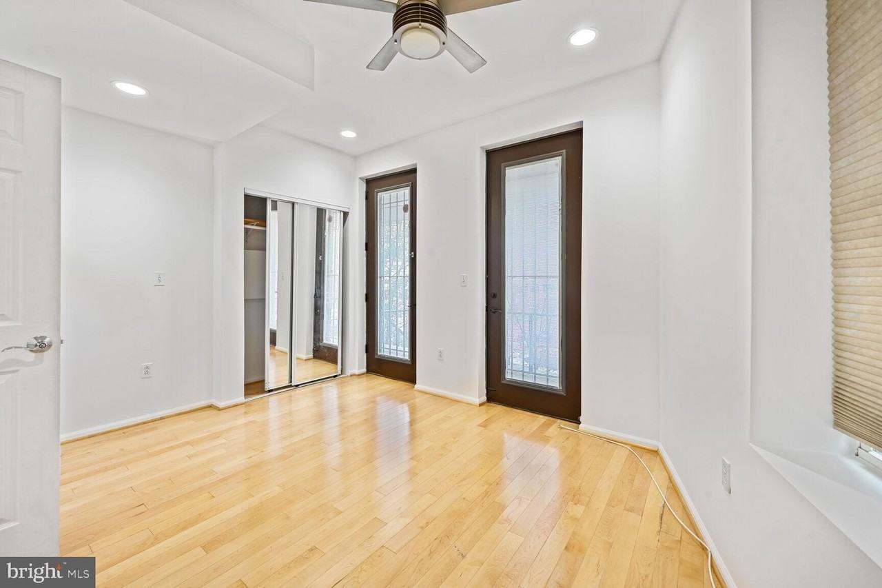 424 Q St Nw #C - Photo 4 of 15