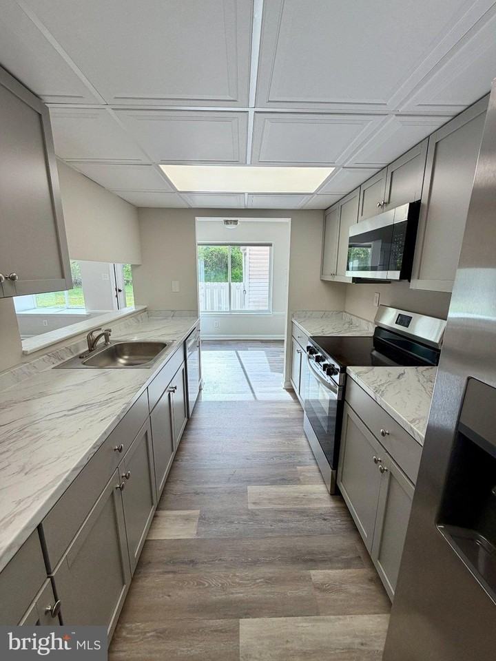 916 Cobble Creek Curv - Photo 7 of 18