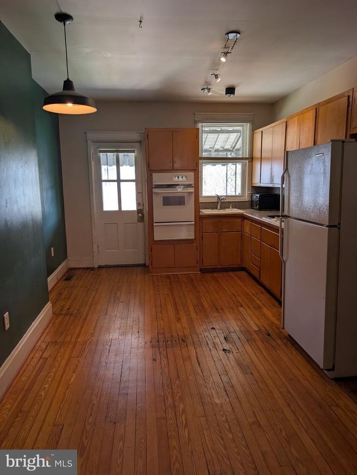 3135 Tilden Dr - Photo 4 of 12