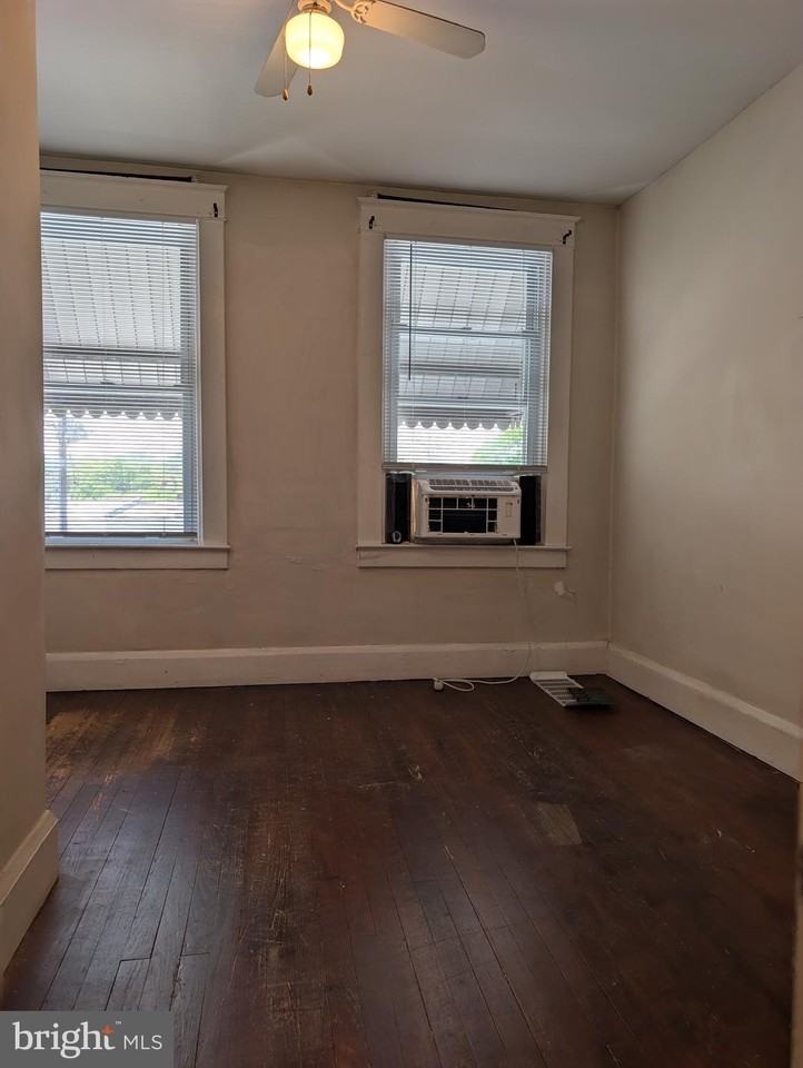 3135 Tilden Dr - Photo 5 of 12