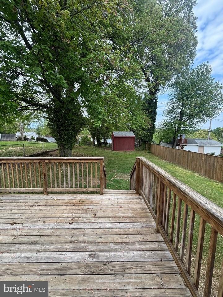 120 Northwood Dr - Photo 2 of 29