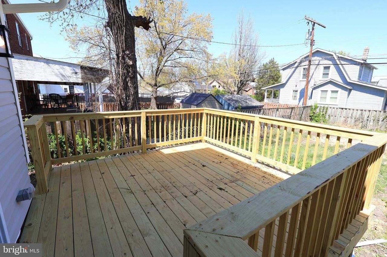 5110 Kenwood Ave - Photo 7 of 30