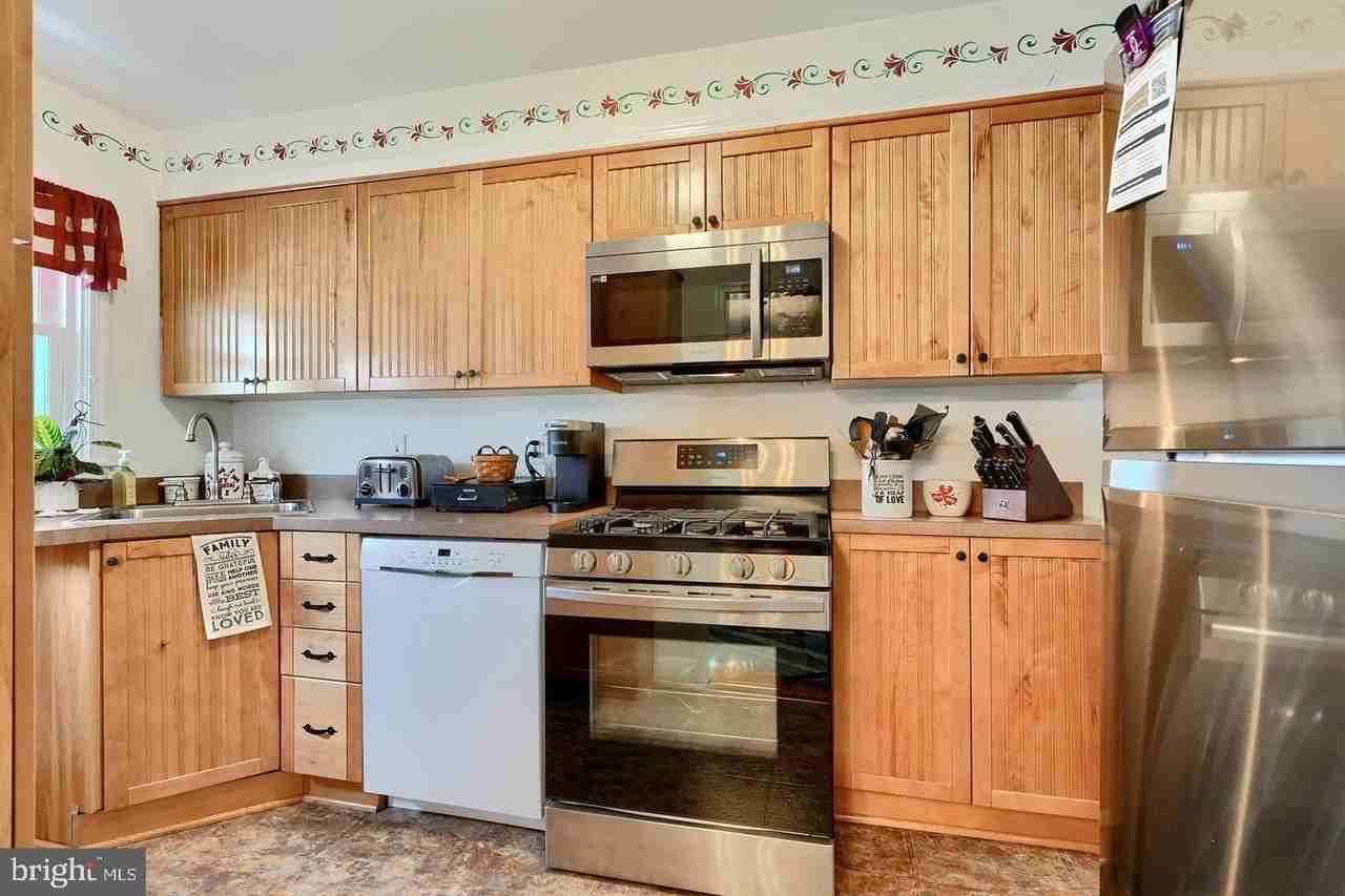 1806 Darrich Dr - Photo 5 of 14