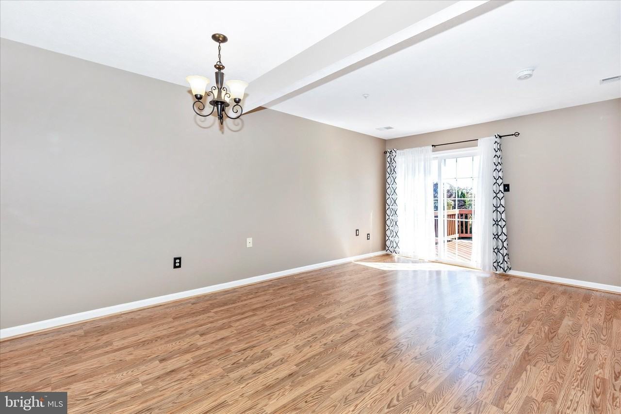 5621 Queen Anne Ct - Photo 3 of 50