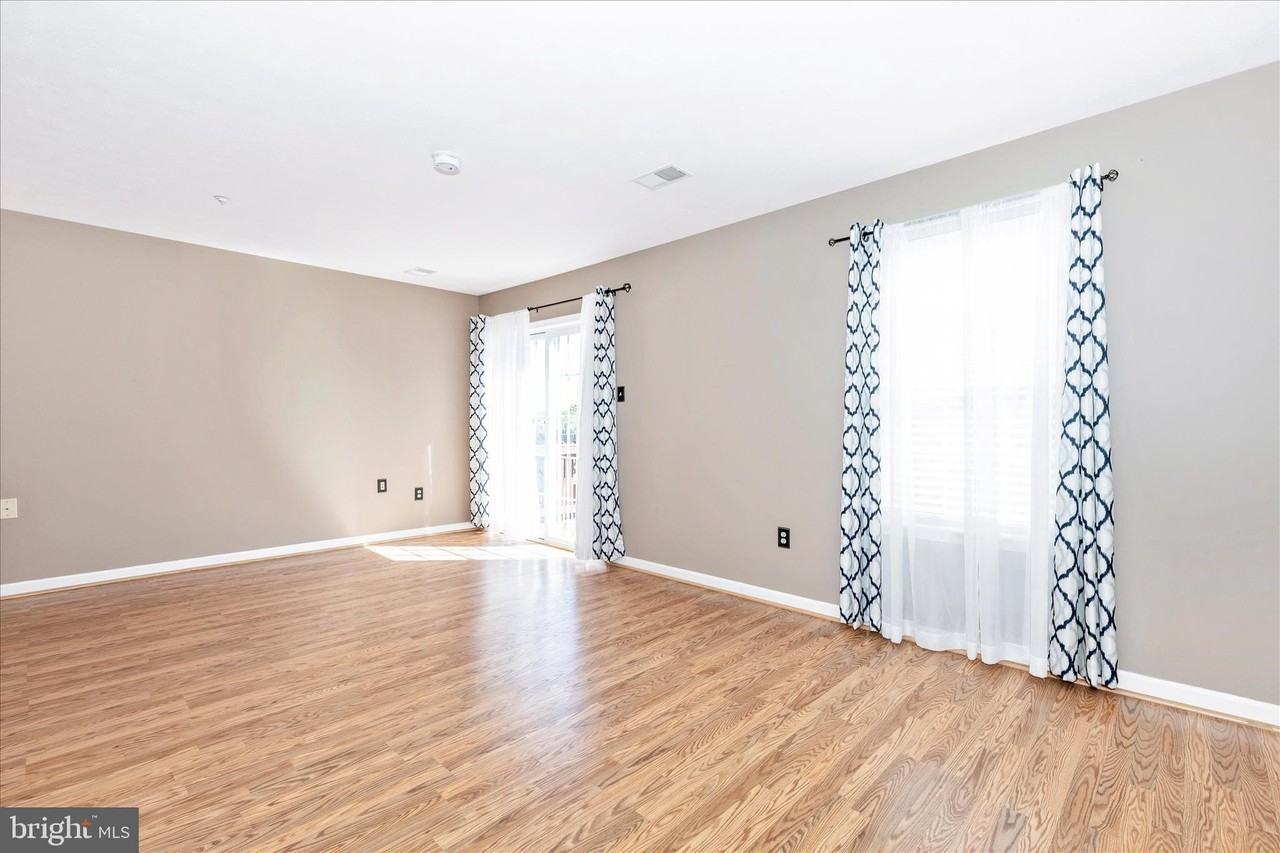 5621 Queen Anne Ct - Photo 6 of 50