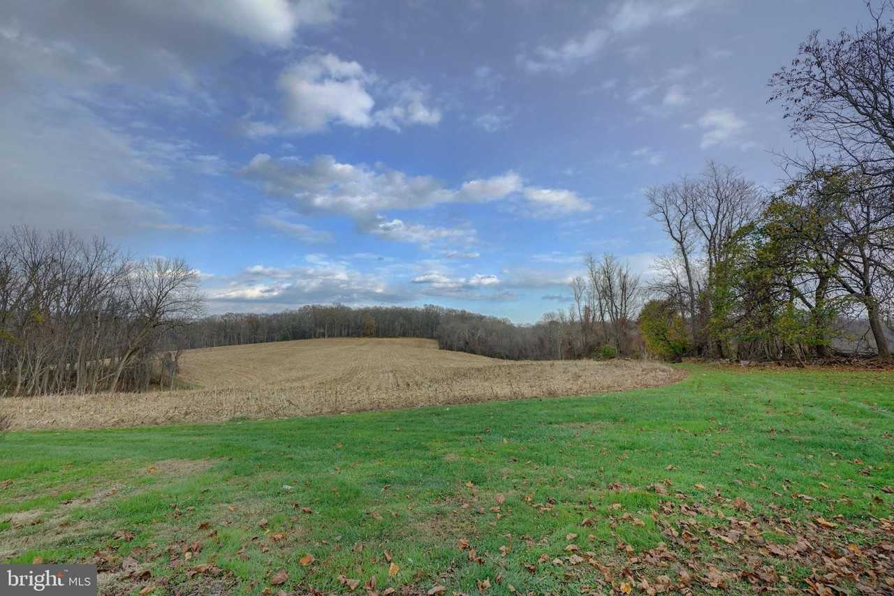2793 Pfefferkorn Rd #B - Photo 3 of 39