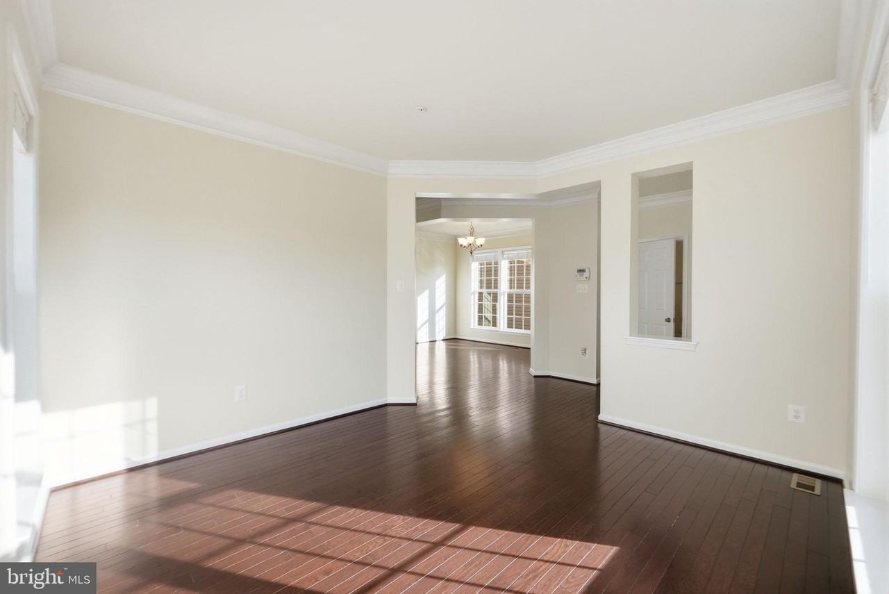 12625 Rustic Rock Ln - Photo 5 of 36