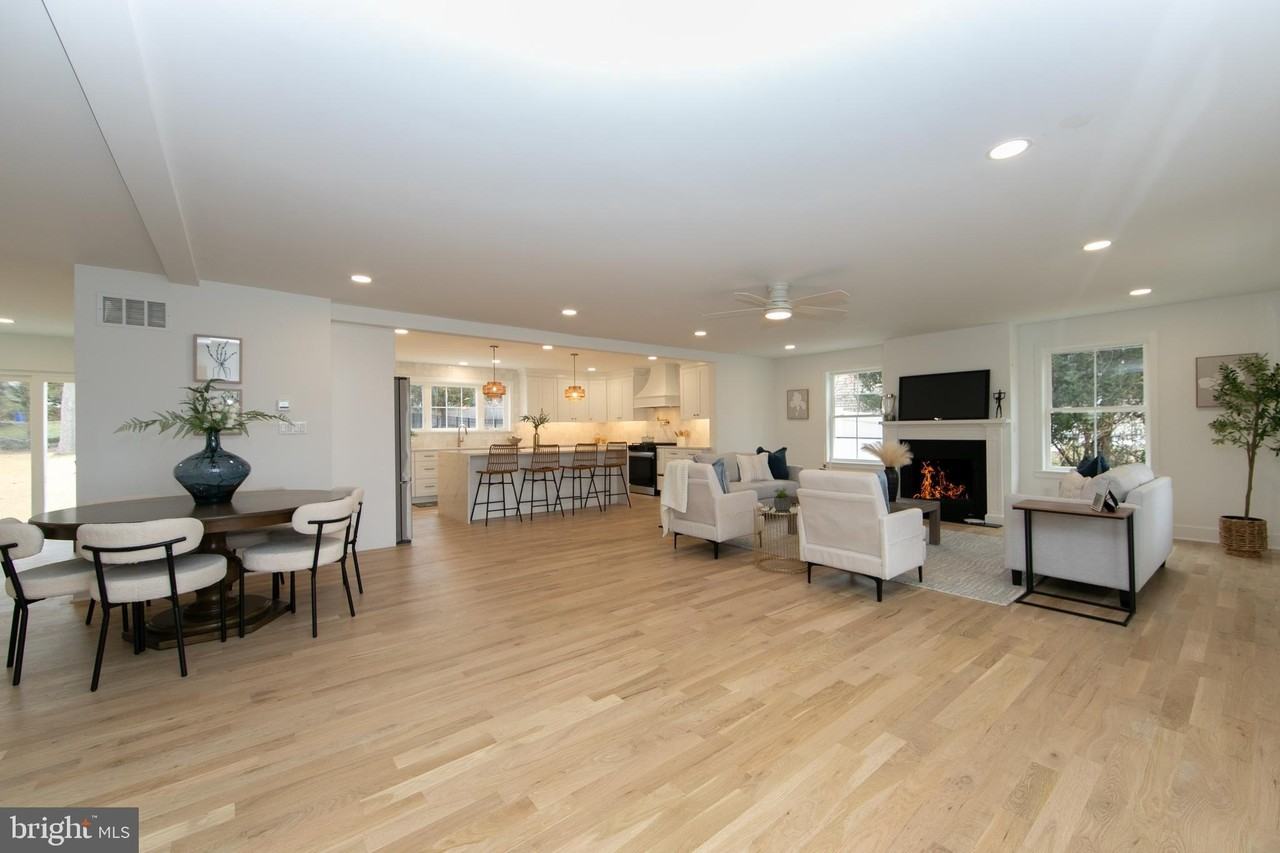 371 Kresson Rd - Photo 3 of 50