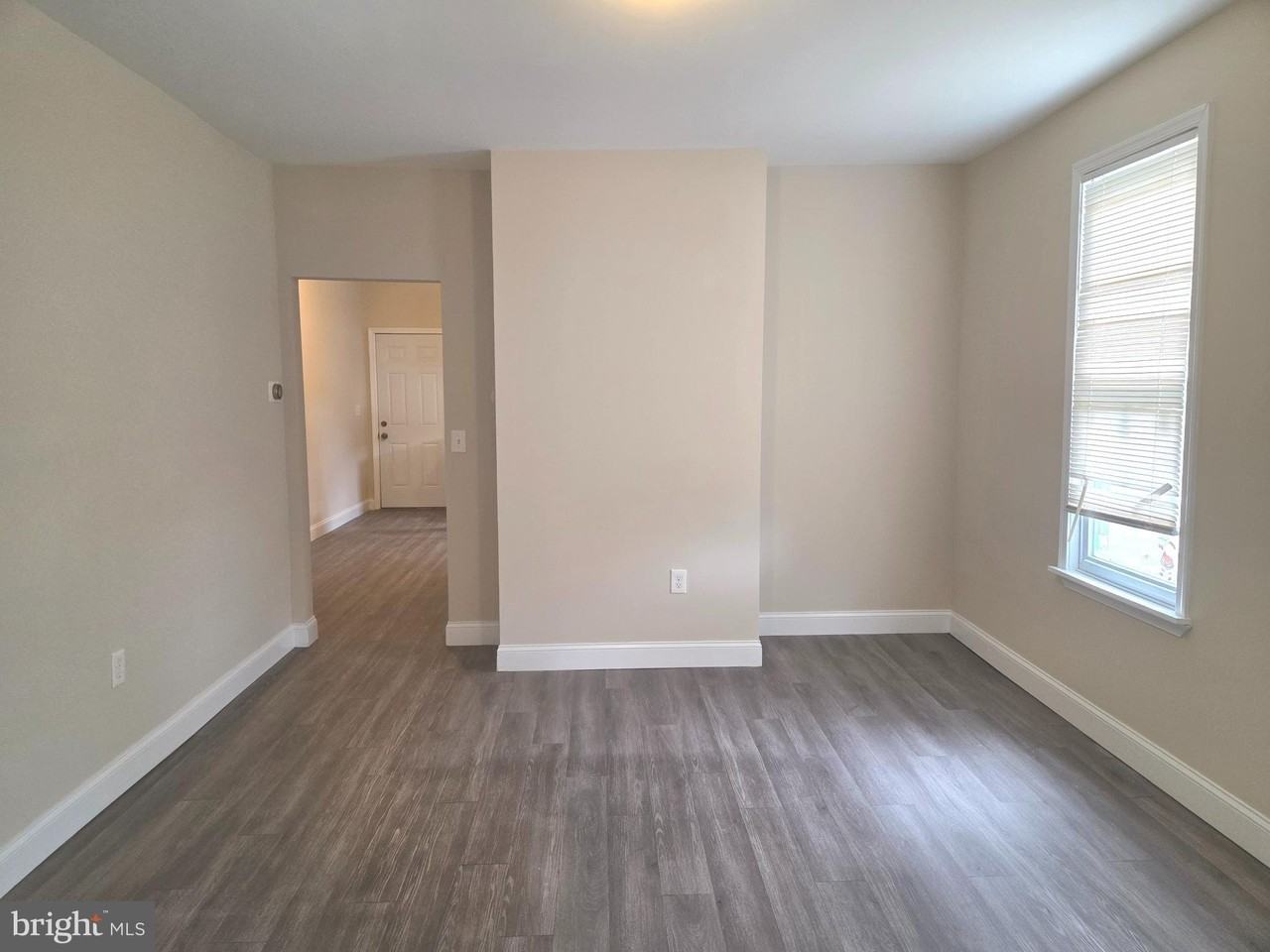 157 Robertson Ave - Photo 7 of 14