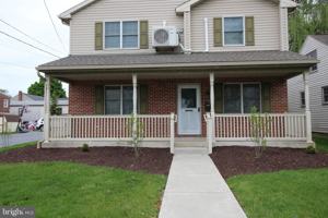 featured image of 315A S Railroad Ave