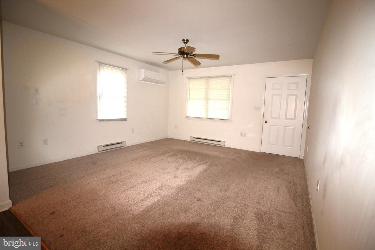 315A S Railroad Ave - Photo 2 of 9