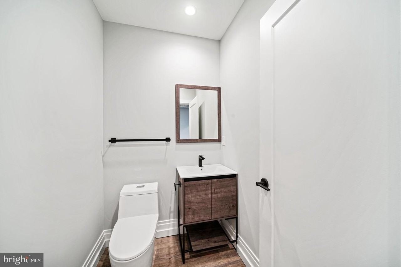 526 Brown St #307 - Photo 5 of 27