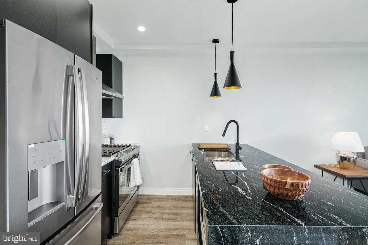 526 Brown St #307 - Photo 7 of 27