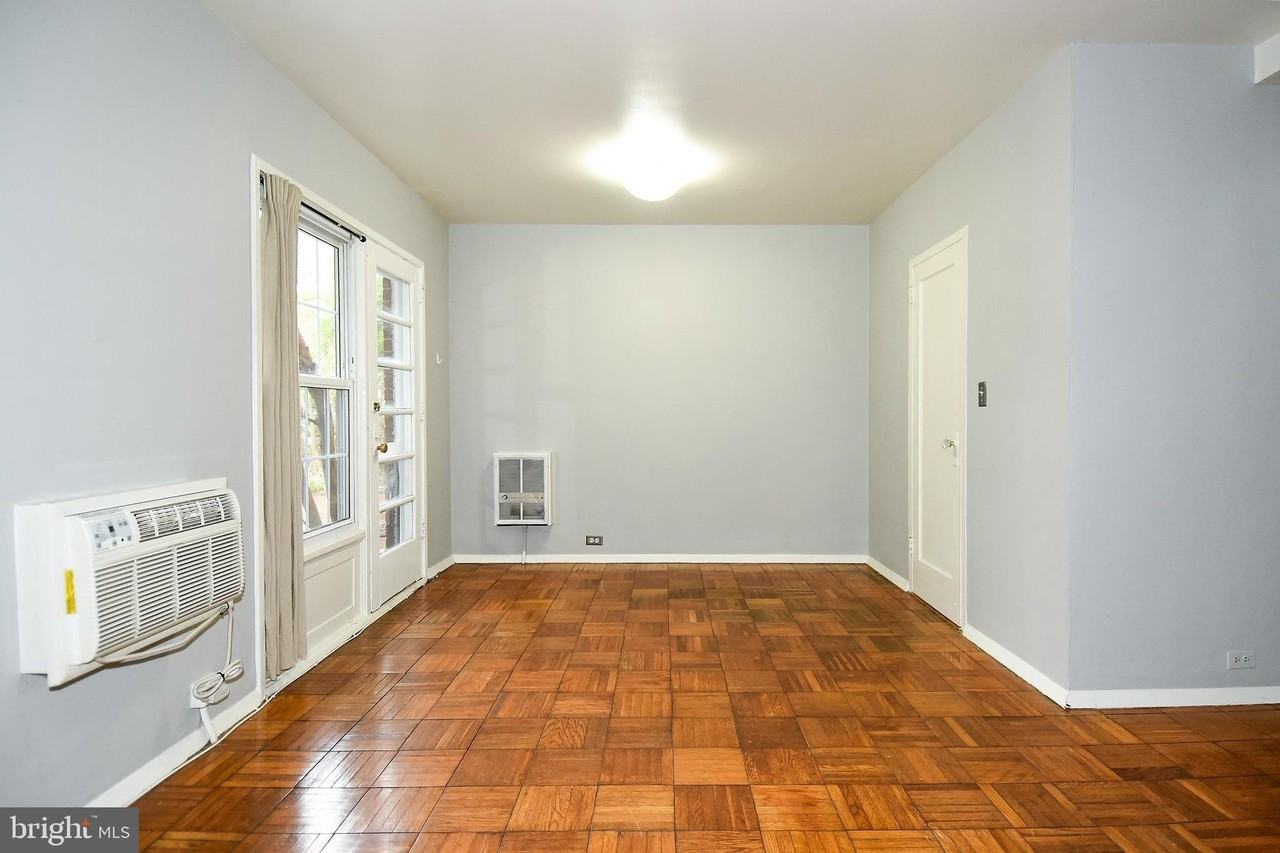 3132 Martha Custis Dr - Photo 6 of 44