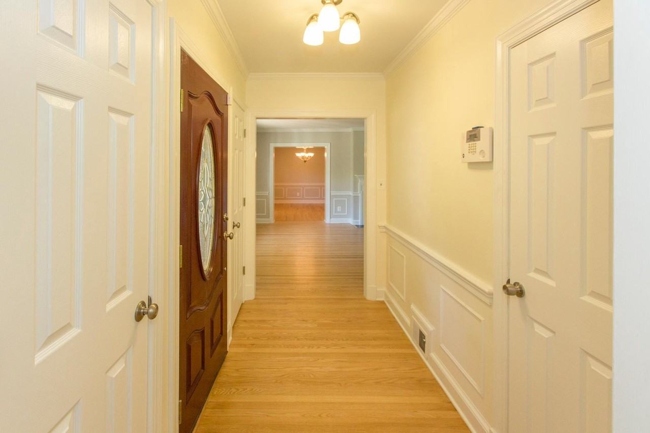 6435 Overlook Dr - Photo 3 of 39