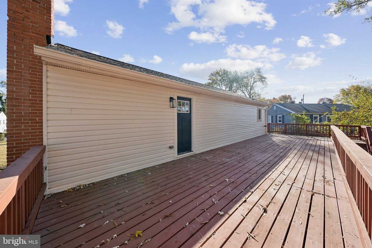 2414 Phillips Dr - Photo 7 of 43