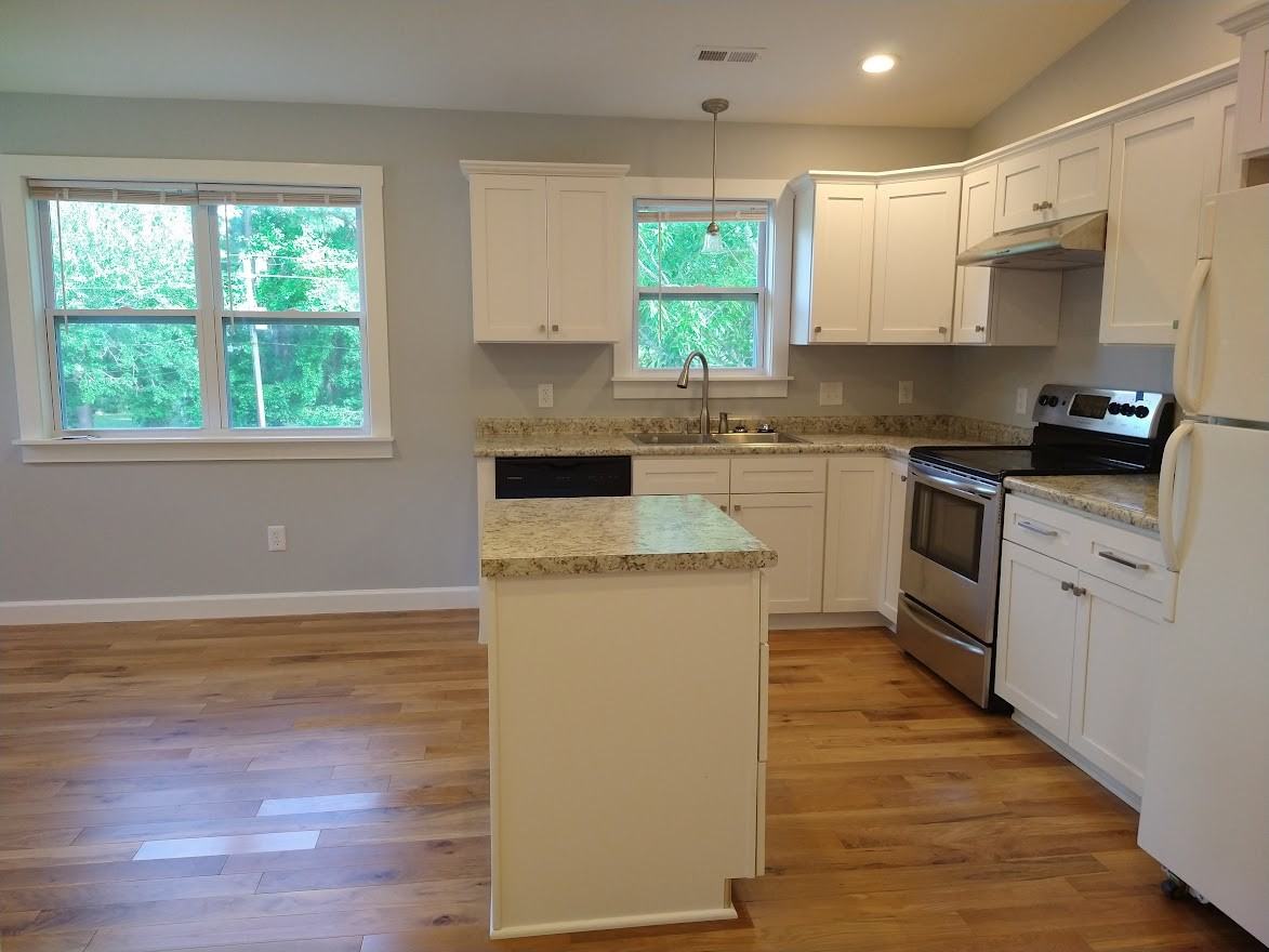 218 Brookview Road - Photo 4 of 20