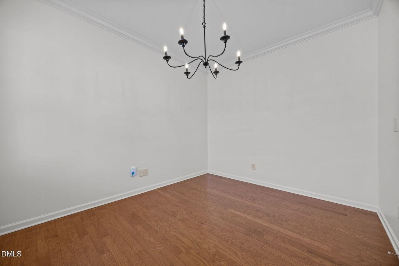 729 Lake Artesia Ln - Photo 6 of 50