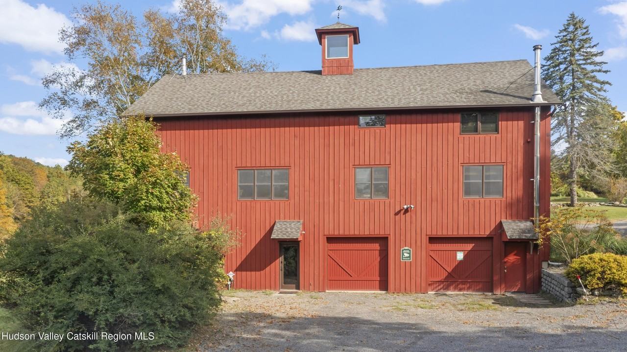 Abcd Two Town Road - Photo 6 of 27