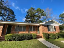 featured image of 2808 1/2 Walmar Pl