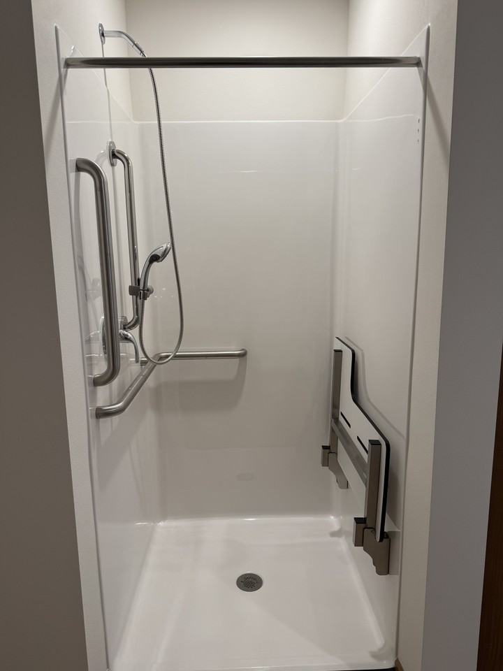 1362 Bayberry Lane - 414 - ADA #414ADA - Photo 5 of 9