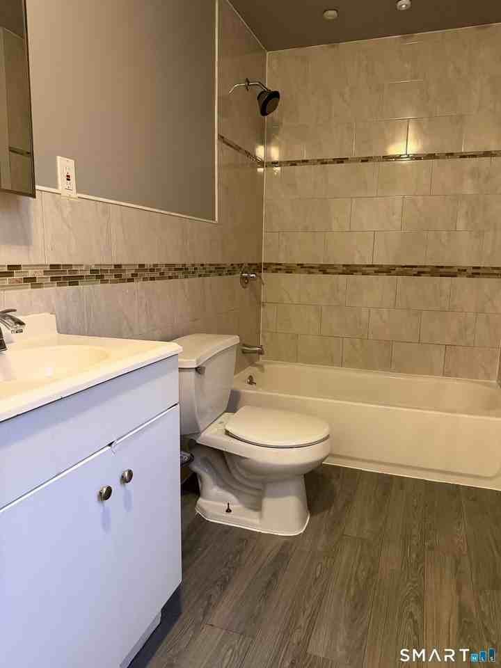 5052 York St - Photo 5 of 7