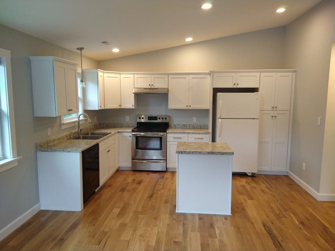 218 Brookview Road - Photo 5 of 20