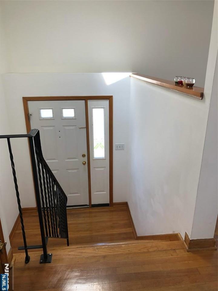 2 Summit Ave - Photo 4 of 16