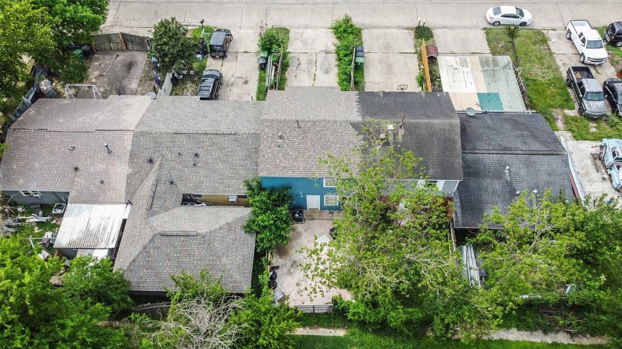9710 Galaxy St - Photo 4 of 30